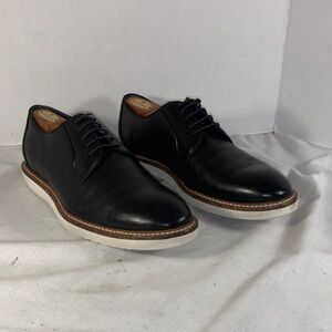 Ike Behar Black Leather Derby Shoes with White Sole